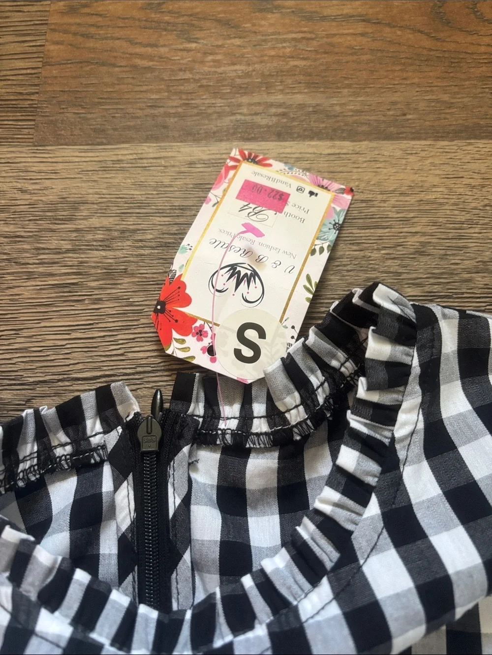 Source Unknown Black and White Gingham Ruffle Sleeve Blouse - Picture 3 of 5